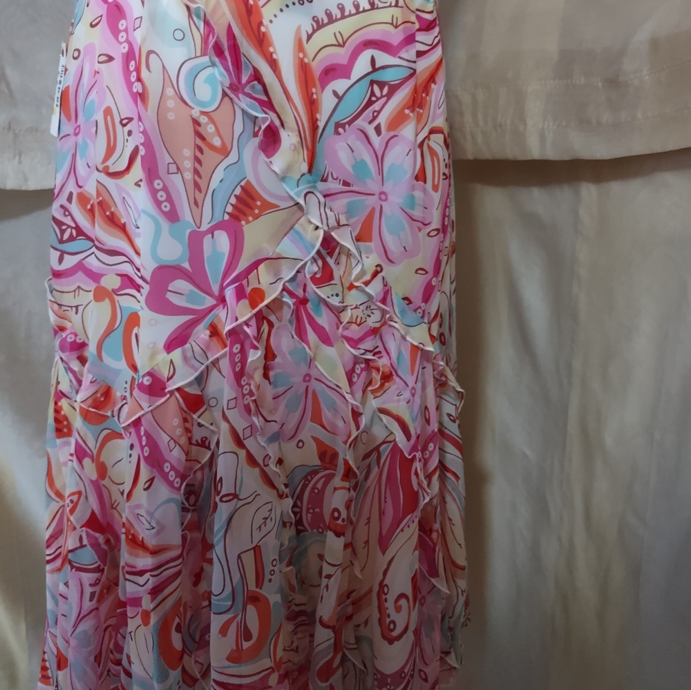 DStudio Ruffled multi-color skirt. Size 10
